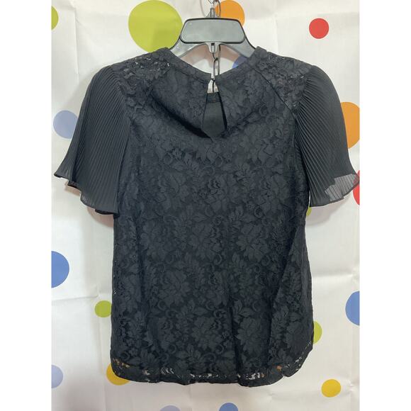 Cable & Gauge Black Lacy Top Size Small - Picture 10 of 11